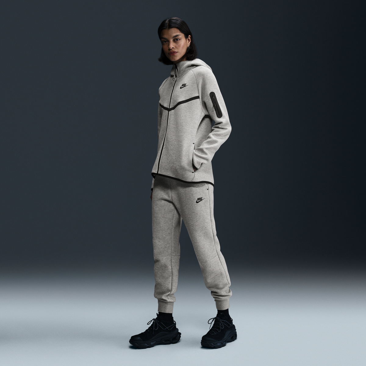 Tech Fleece Tracksuit Grey